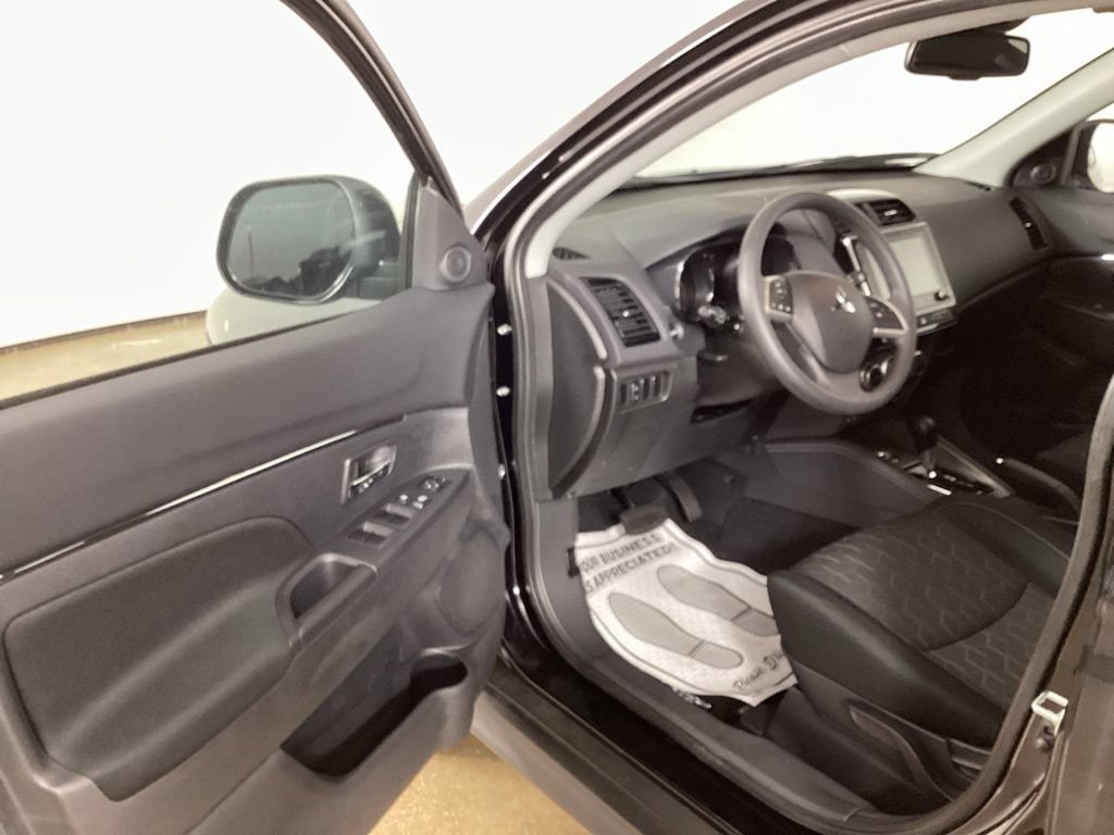 2026 Mitsubishi Outlander Sport ES - Photo 9