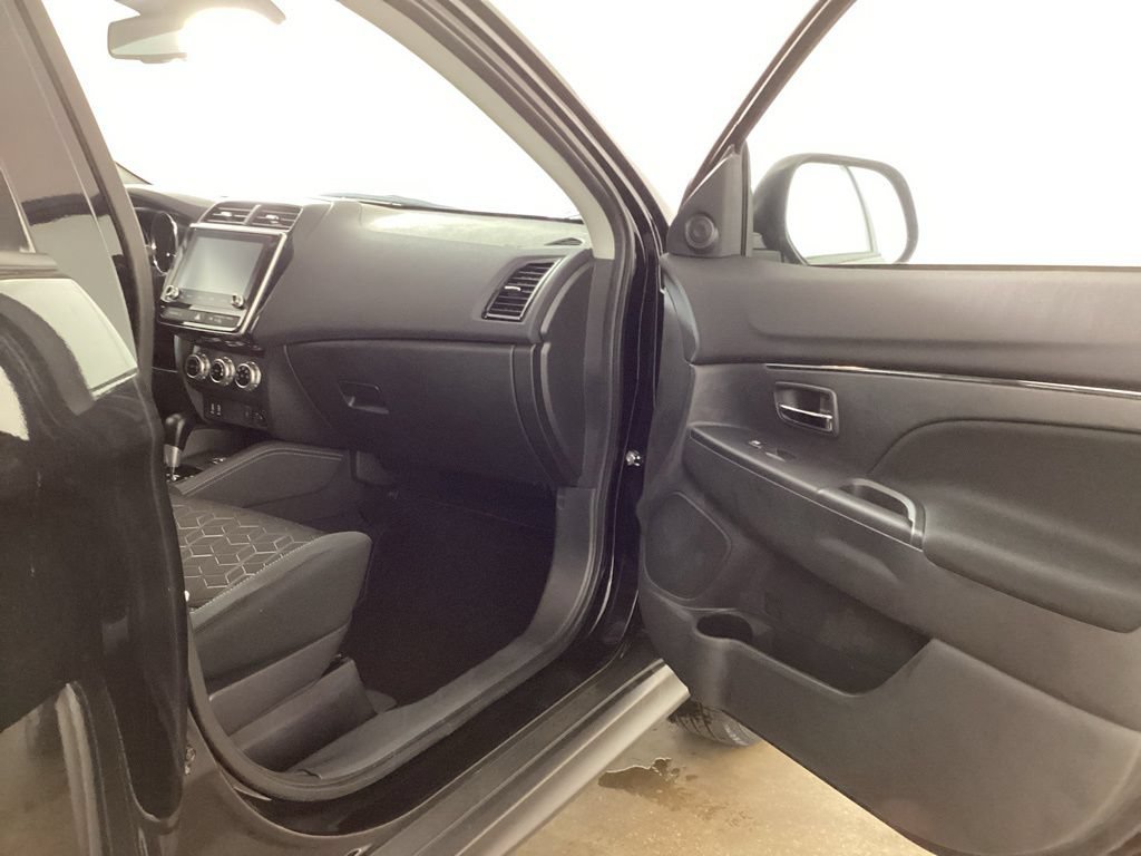 2026 Mitsubishi Outlander Sport ES - Photo 17