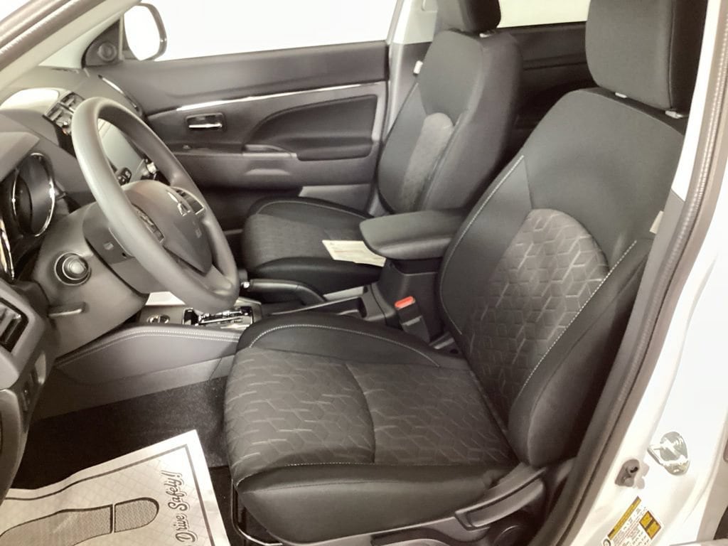2026 Mitsubishi Outlander Sport ES - Photo 10