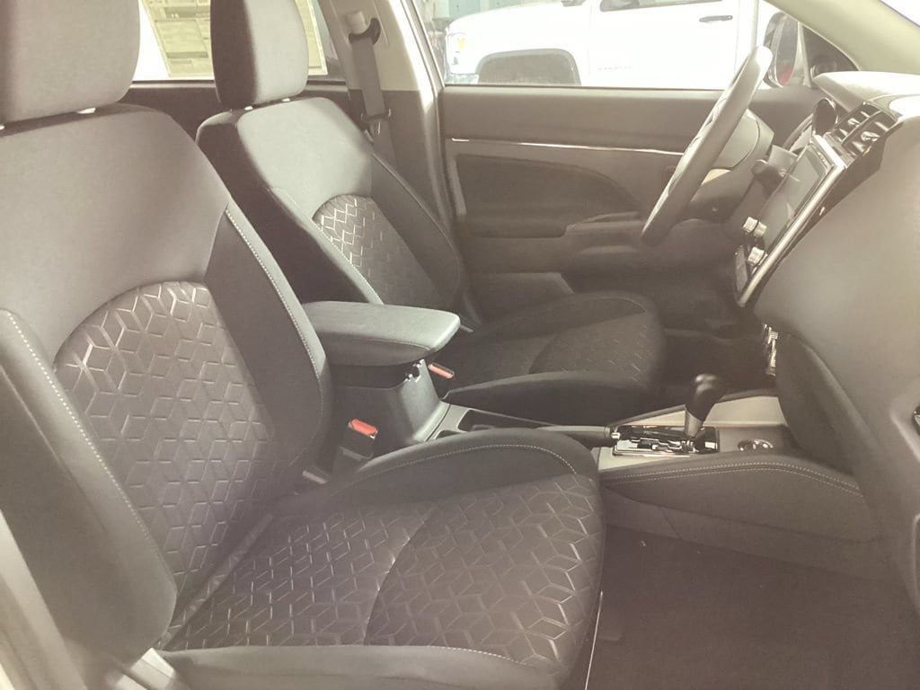 2026 Mitsubishi Outlander Sport ES - Photo 18