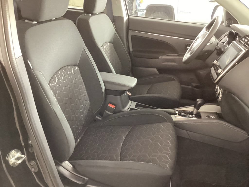 2026 Mitsubishi Outlander Sport ES - Photo 18