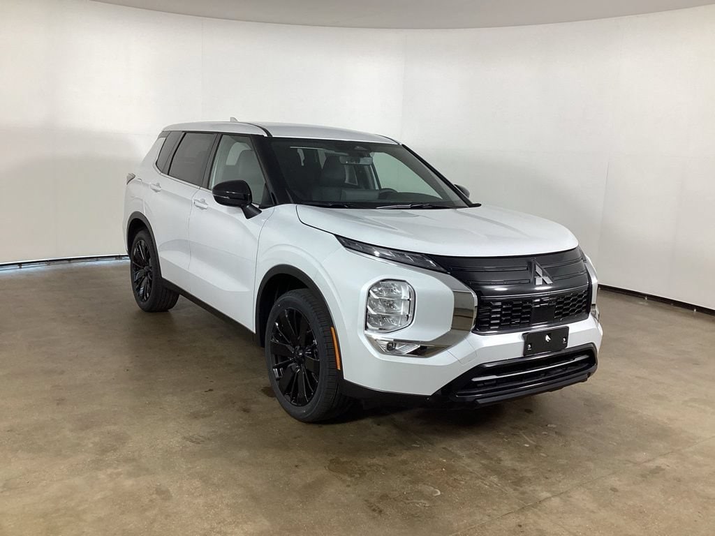 New 2026 Mitsubishi Outlander LE SUV