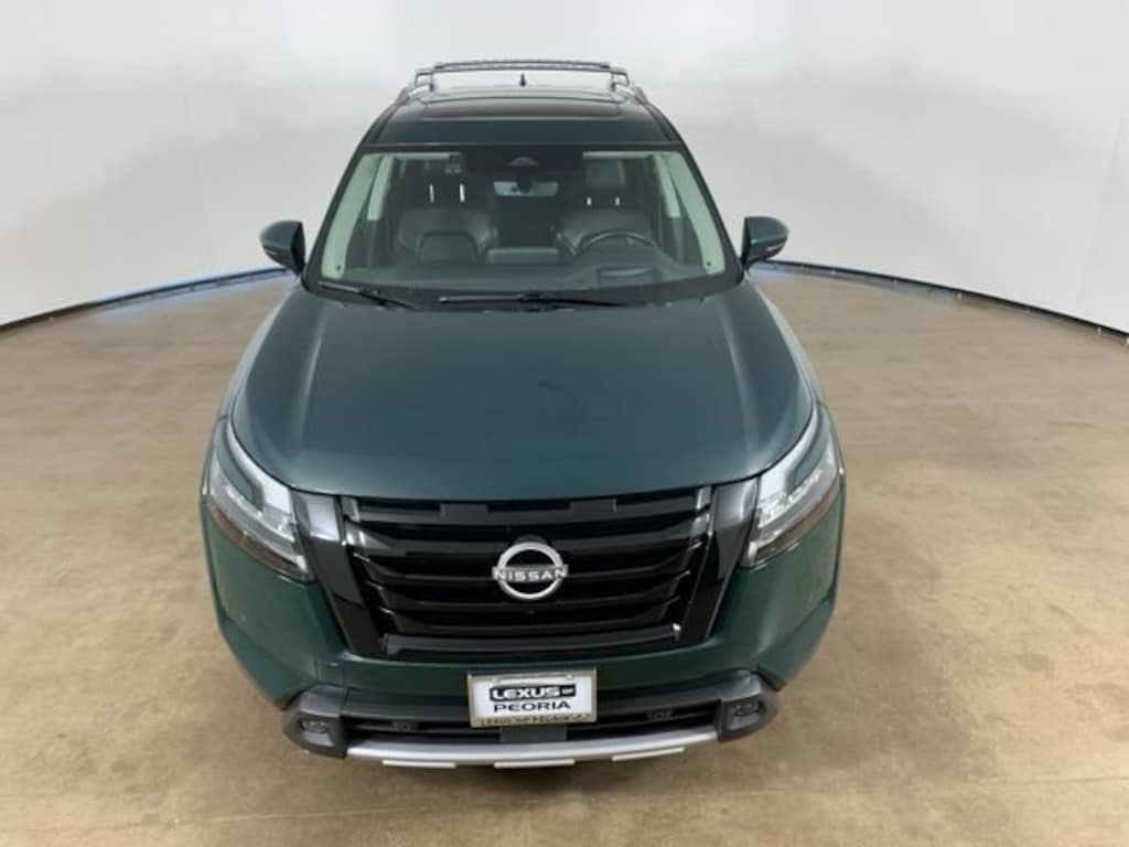Used 2025 Nissan Pathfinder Platinum SUV