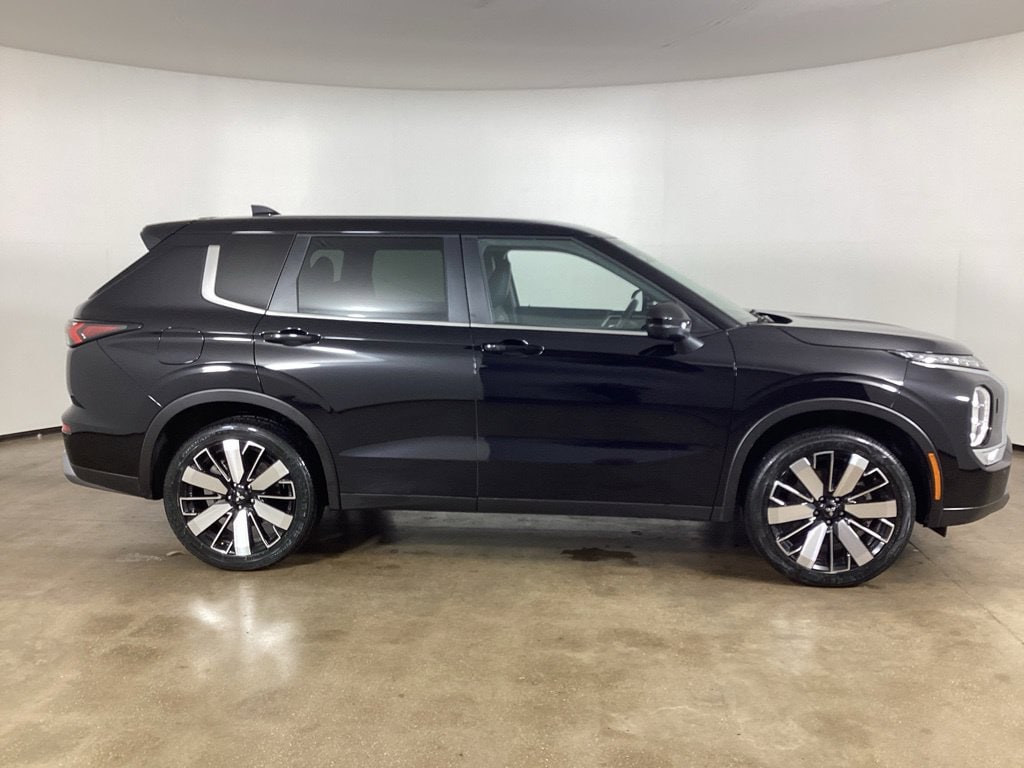 Used 2025 Mitsubishi
