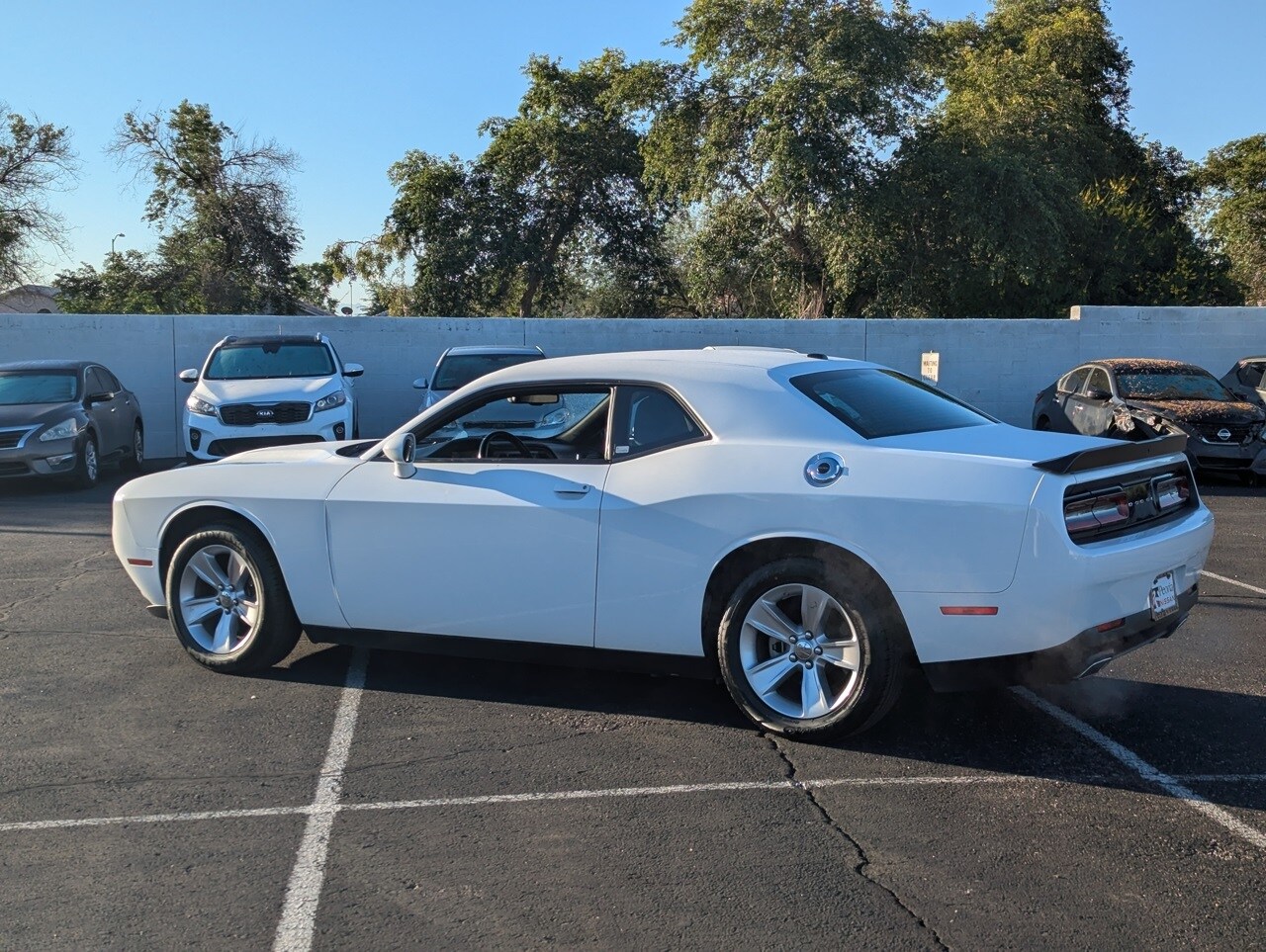 2023 Dodge Challenger SXT photo 4