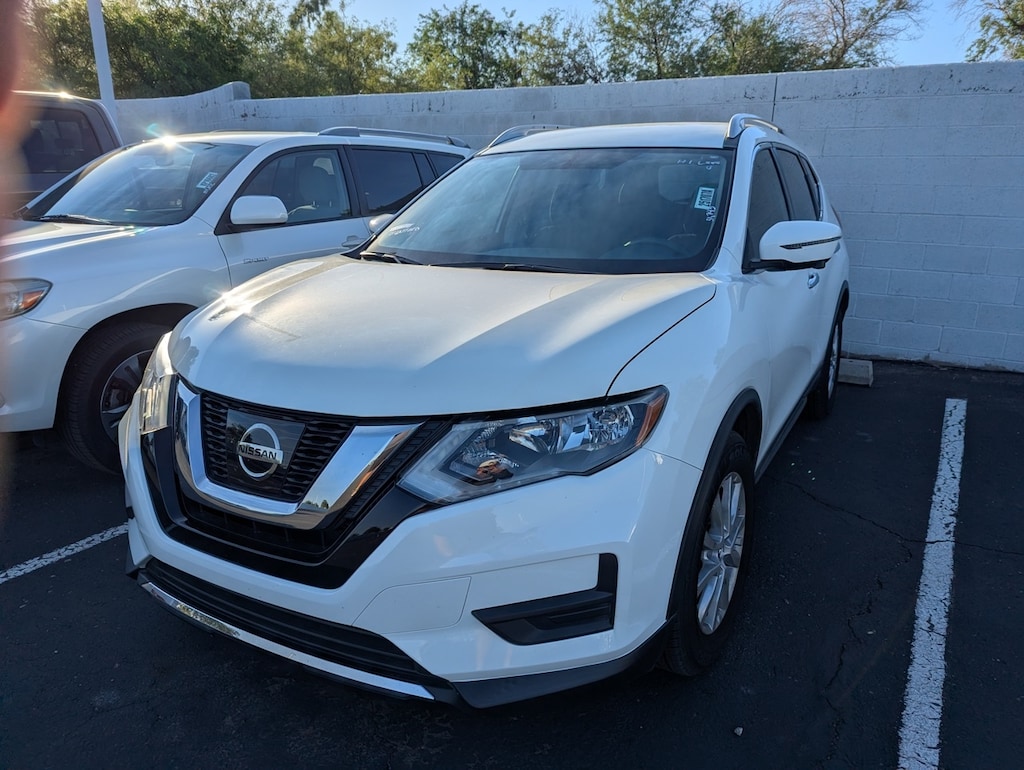 Used 2017 Nissan Rogue SV SUV