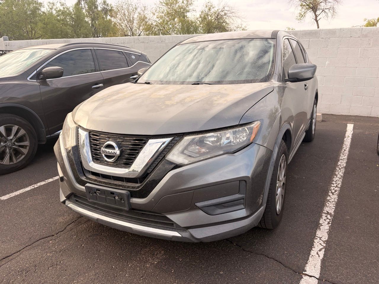 Used 2017 Nissan Rogue S with VIN KNMAT2MT5HP545304 for sale in Peoria, AZ