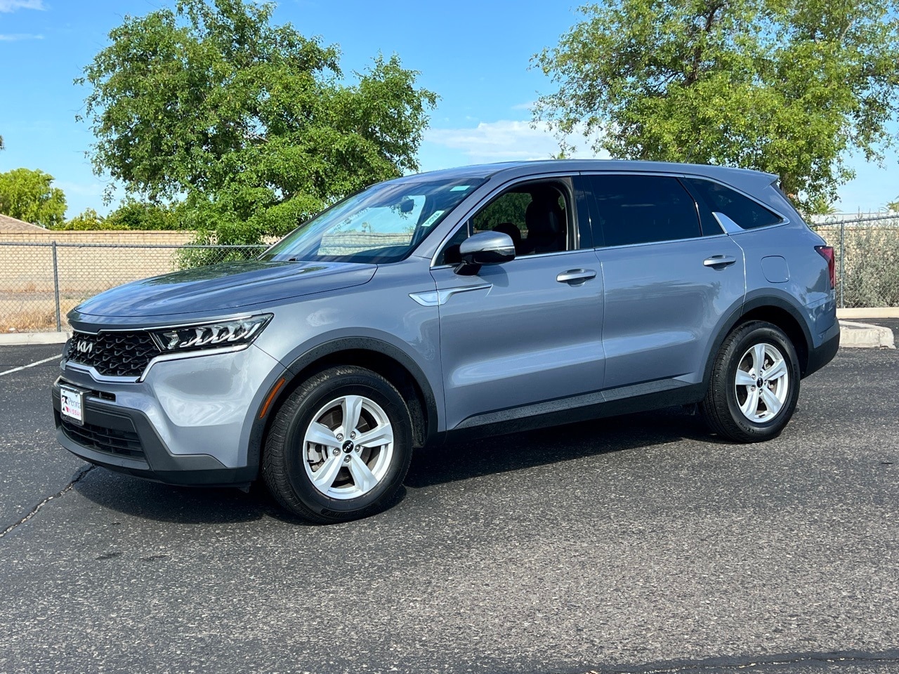 Used 2023 Kia Sorento LX with VIN 5XYRG4LC2PG176424 for sale in Peoria, AZ