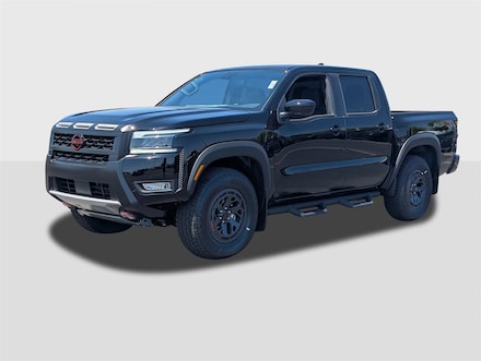 2025 Nissan Frontier PRO-4X Truck Crew Cab