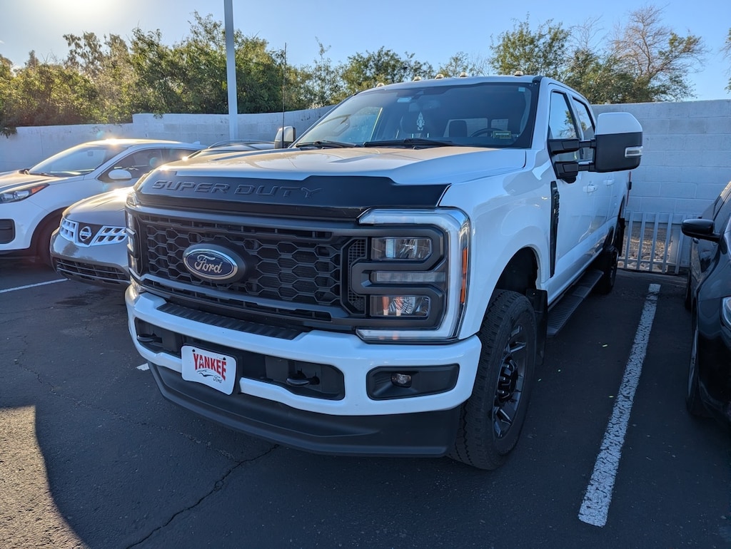 Used 2023 Ford F-350SD Lariat Truck