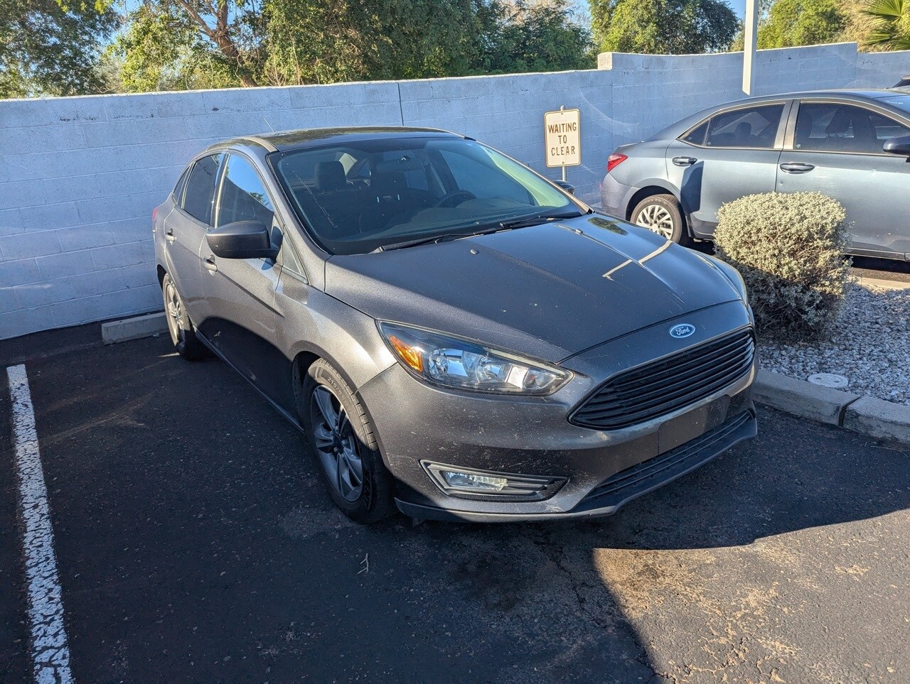 2018 Ford Focus SE photo 3