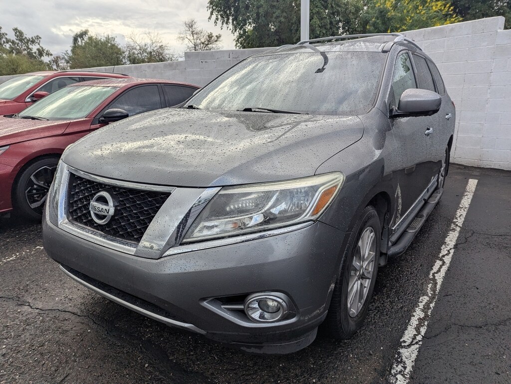 Used 2015 Nissan Pathfinder SL SUV
