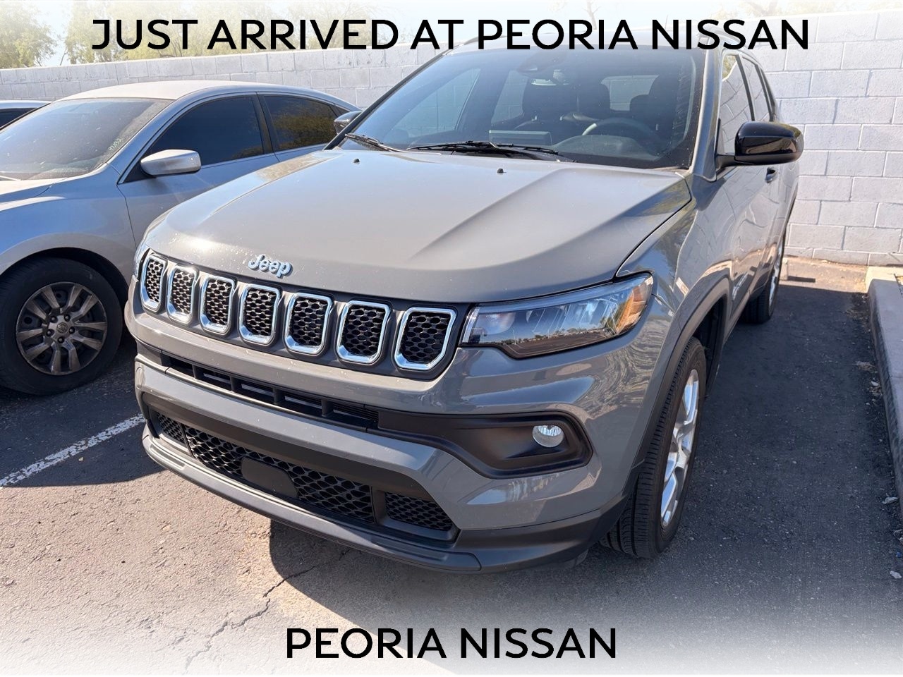 2023 Jeep Compass Latitude Lux 4X4's photo