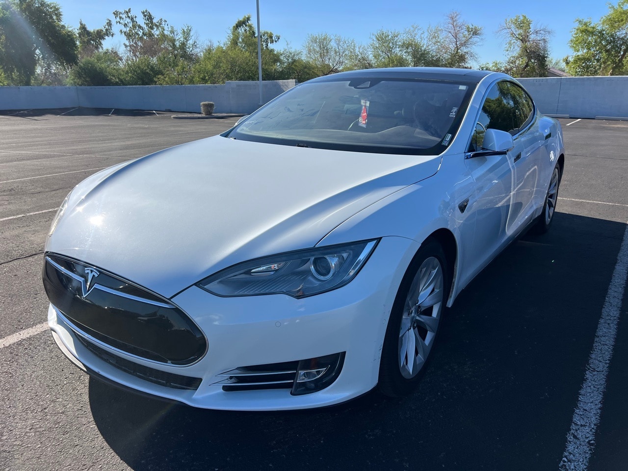 Used 2016 Tesla Model S 90D with VIN 5YJSA1E24GF134284 for sale in Peoria, AZ
