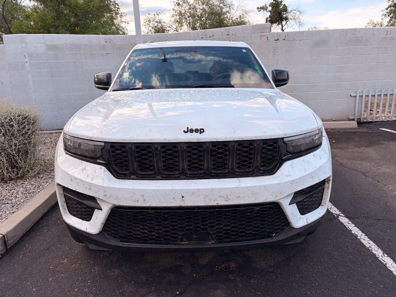 Used 2025 Jeep Grand Cherokee Altitude SUV