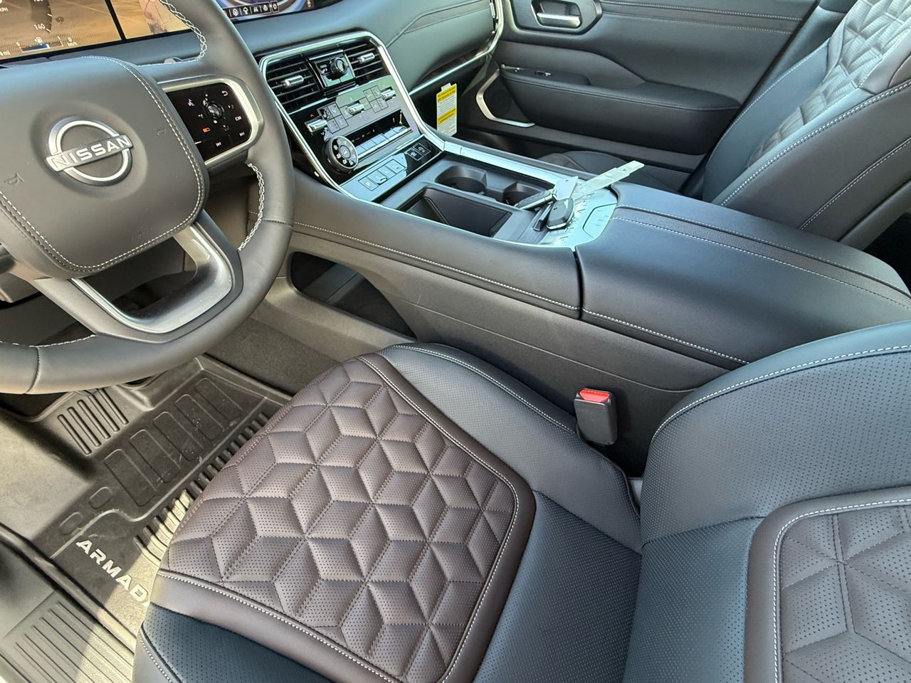 2025 Nissan Armada Platinum Reserve - Photo 11