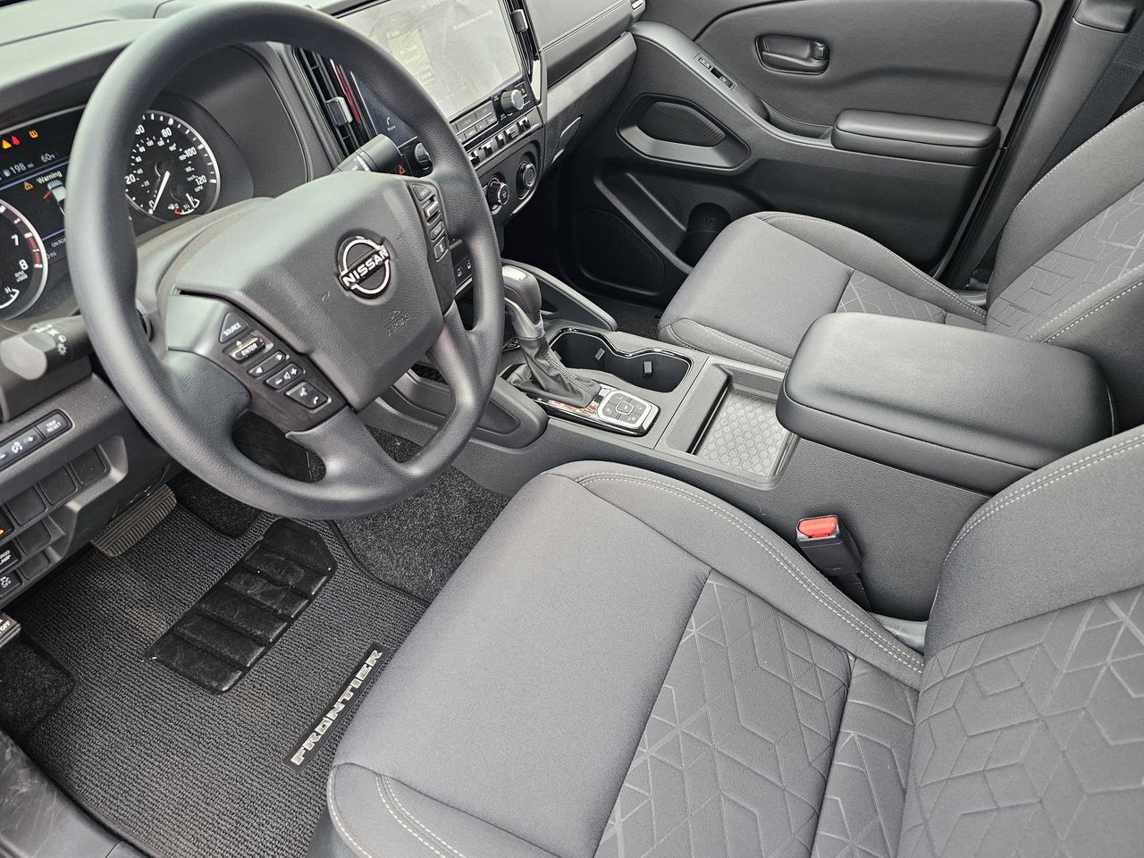 2026 Nissan Frontier SV - Photo 11