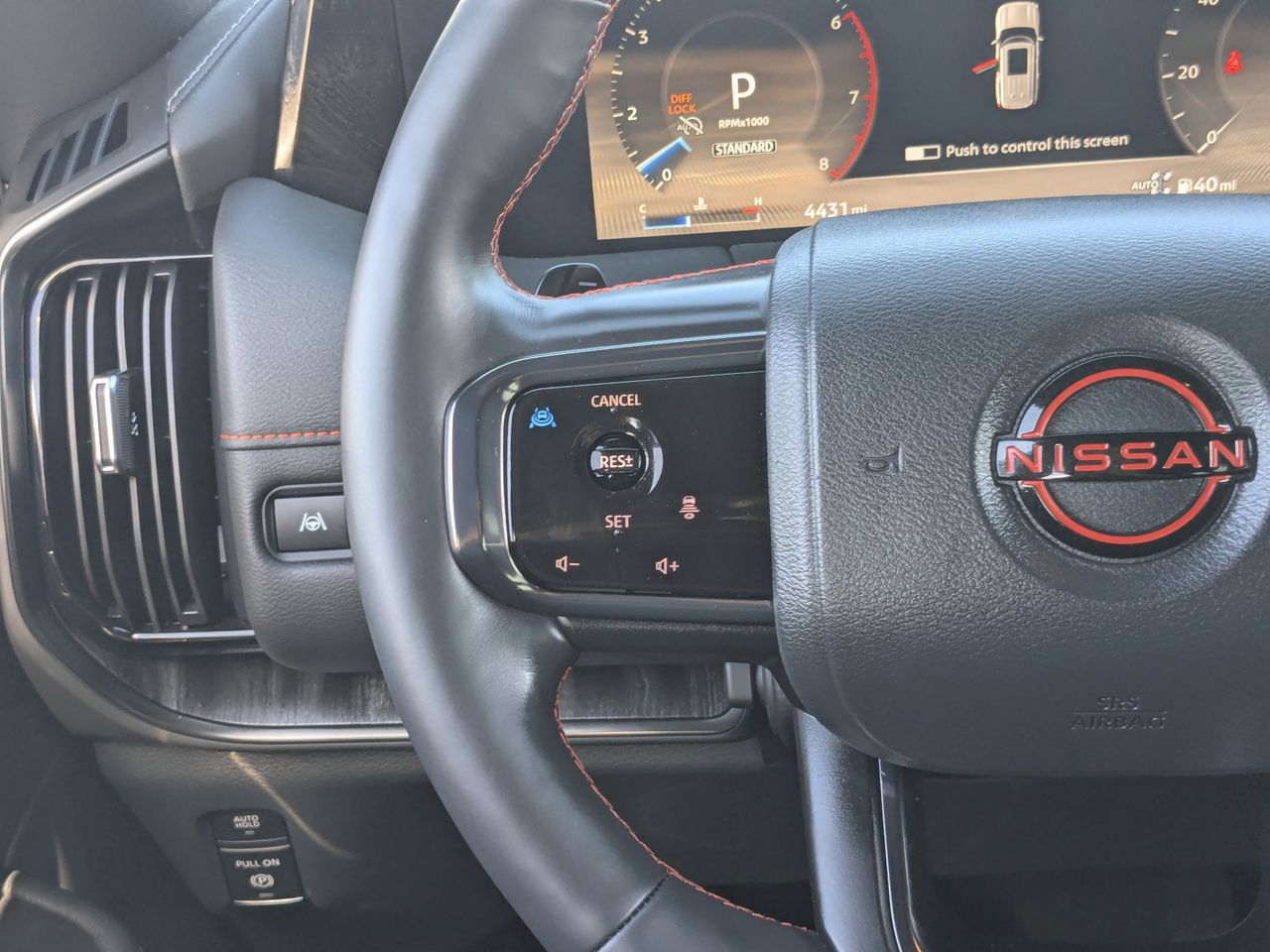 2026 Nissan Armada PRO-4X - Photo 24