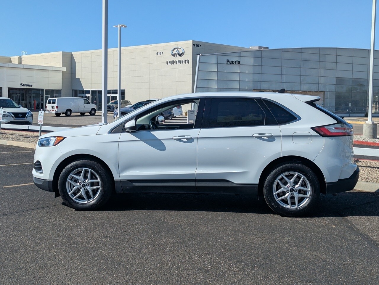 2024 Ford Edge SEL photo 3