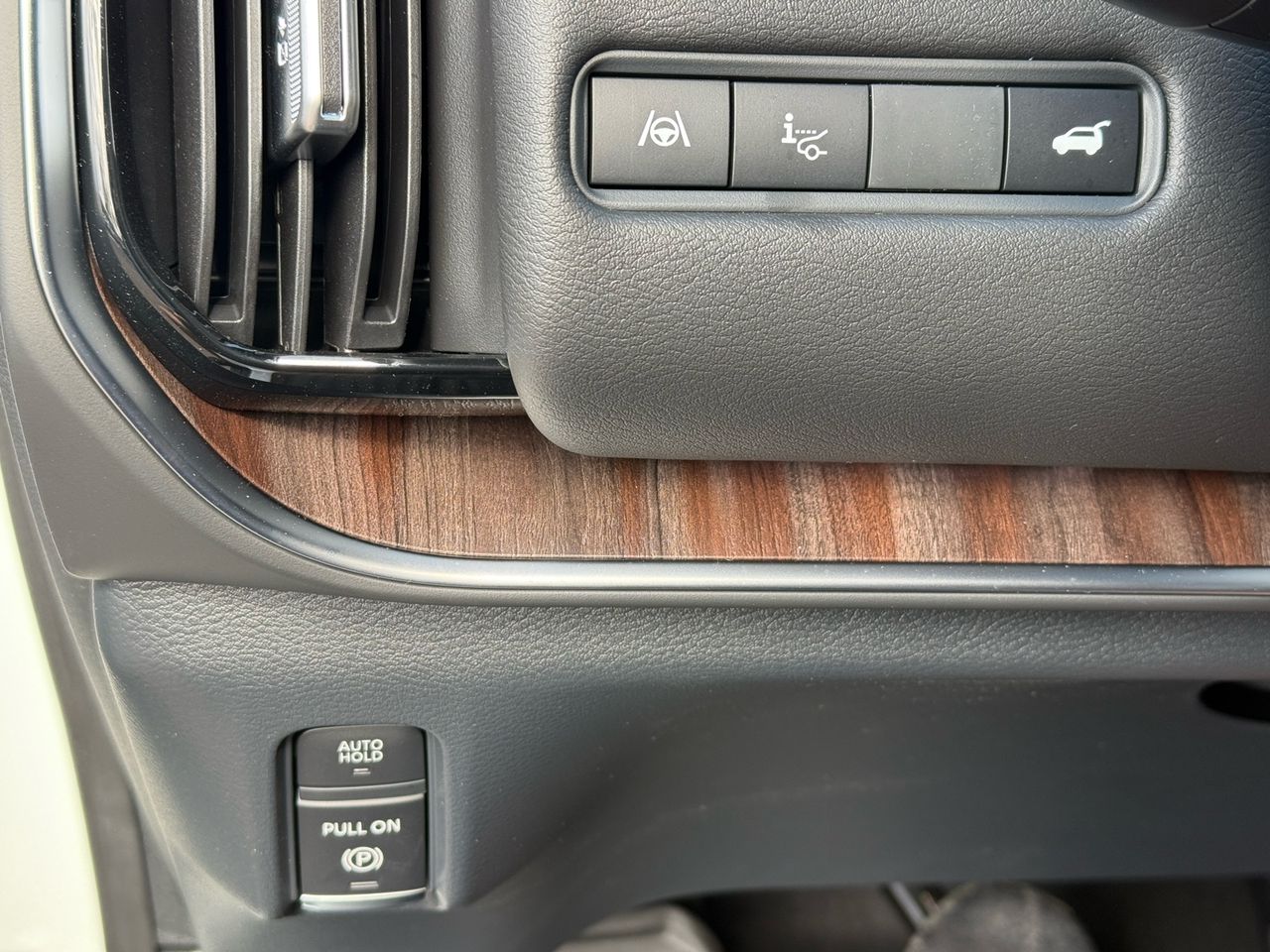 2025 Nissan Armada Platinum Reserve - Photo 22