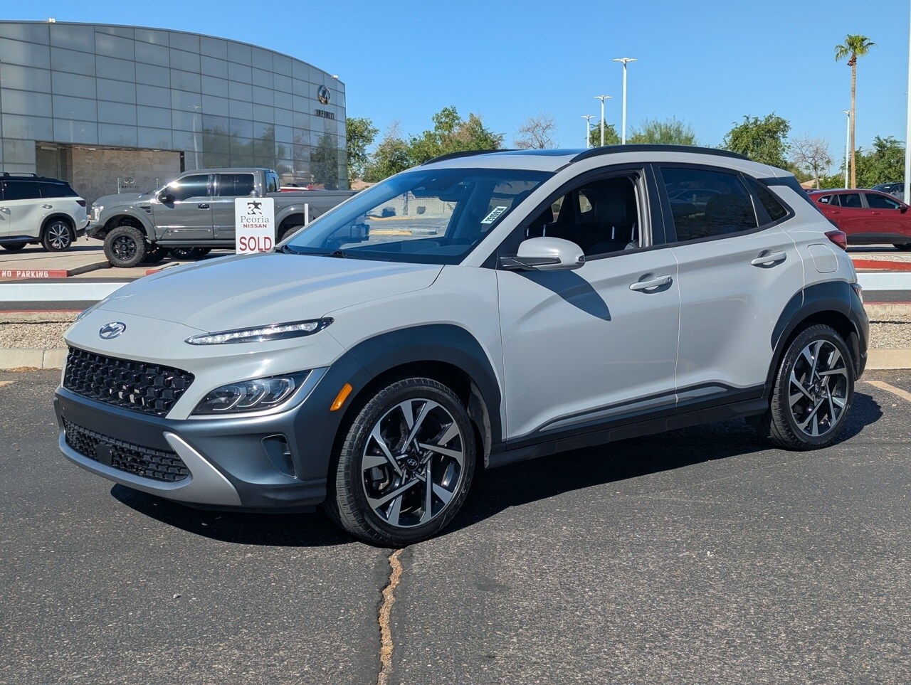 2023 Hyundai Kona Limited photo 2