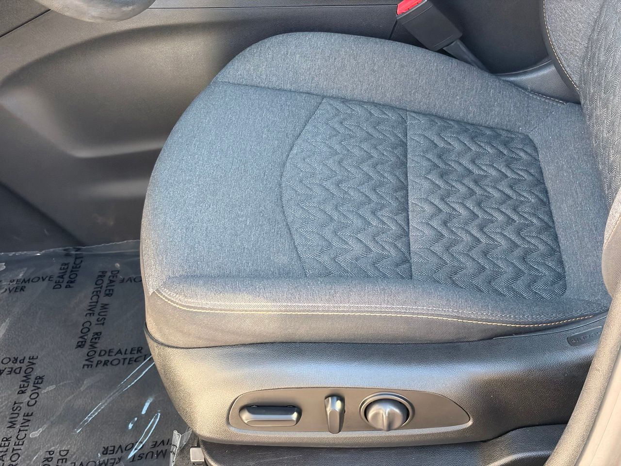 2023 Chevrolet Equinox LT - Photo 21