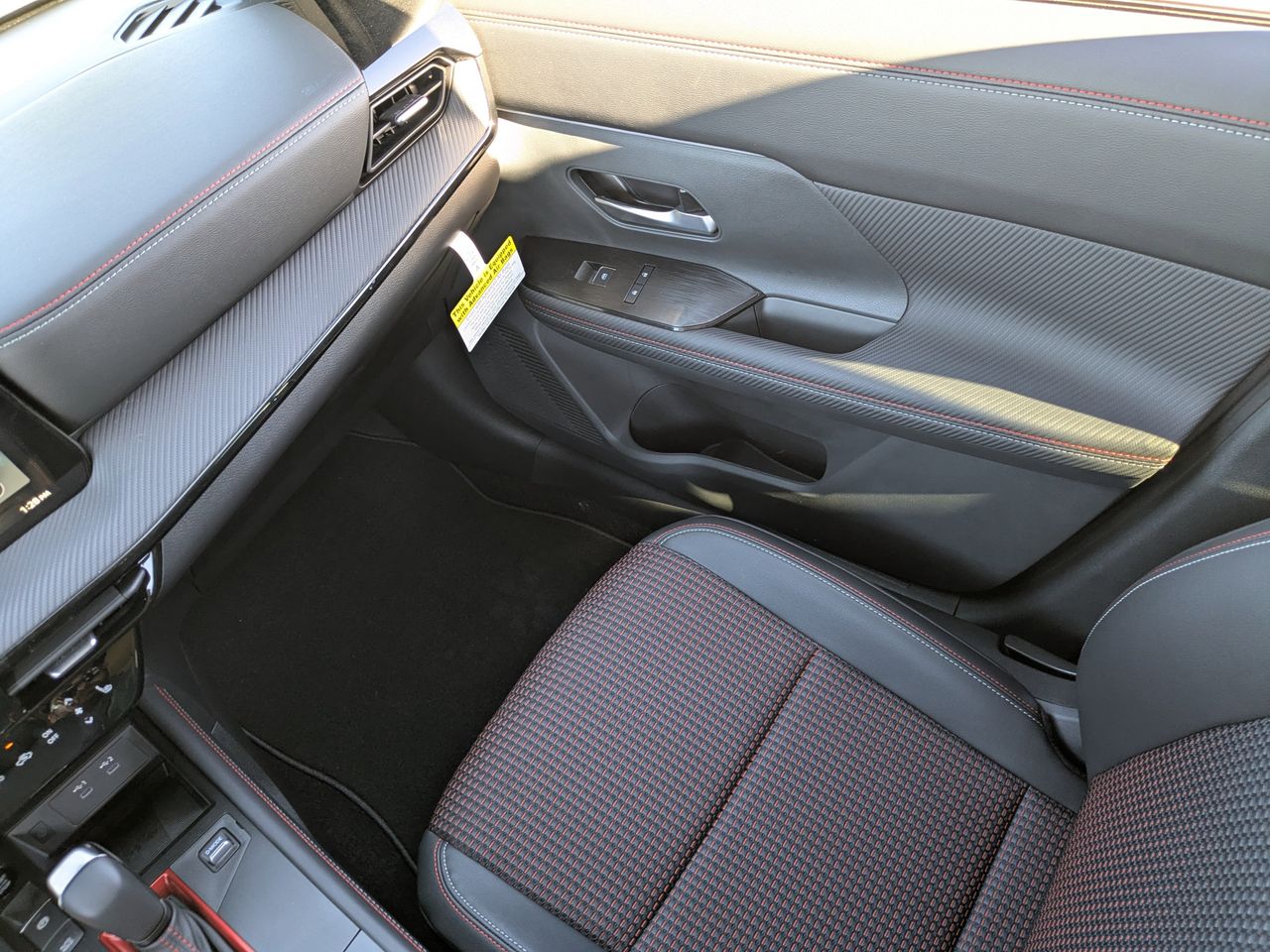 2026 Nissan KICKS SR AWD - Photo 24