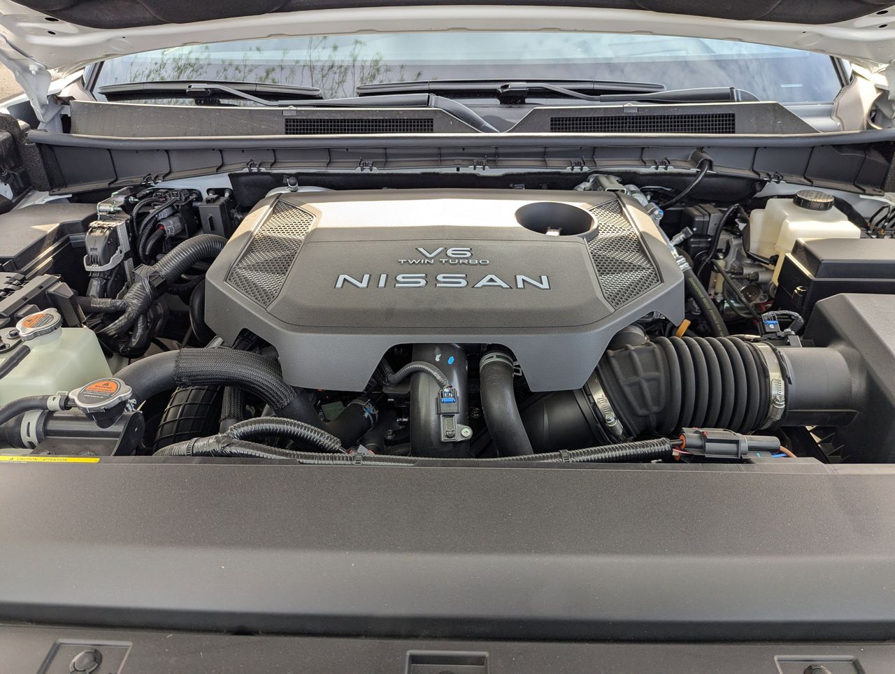 2025 Nissan Armada SL - Photo 9