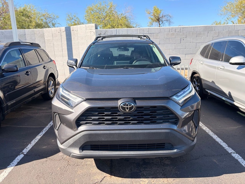 Used 2022 Toyota RAV4 XLE SUV