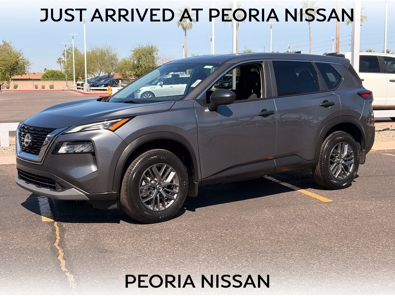 2023 Nissan Rogue S FWD's photo