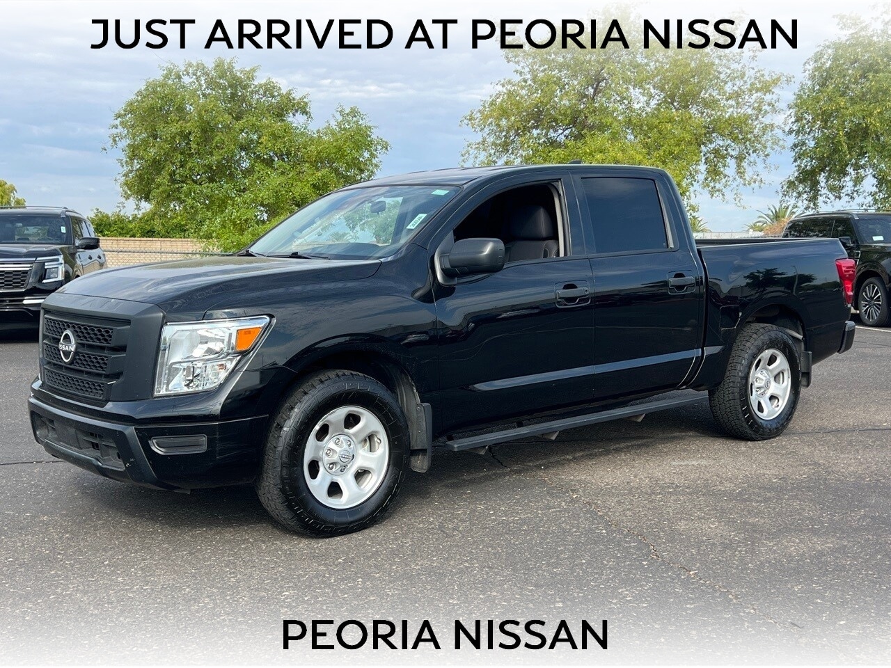 2023 Nissan Titan Truck 