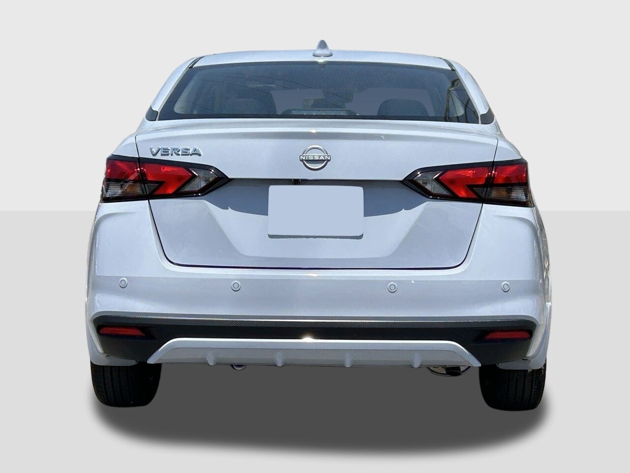 2025 Nissan Versa 1.6 SV photo 4