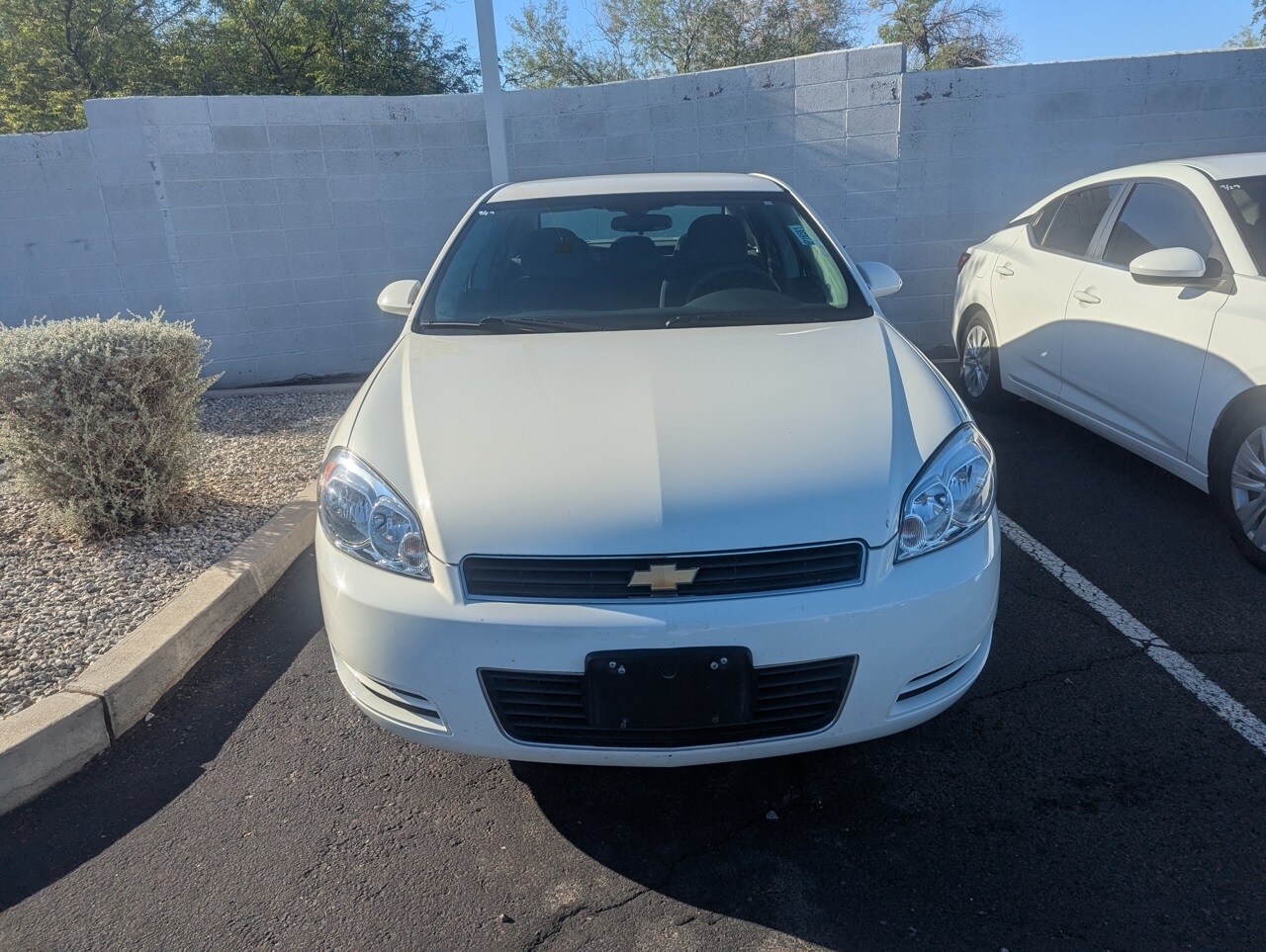 2009 Chevrolet Impala 1LT photo 3