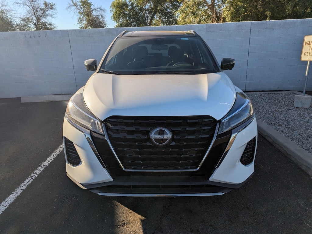 Certified 2023 Nissan Kicks SR SUV