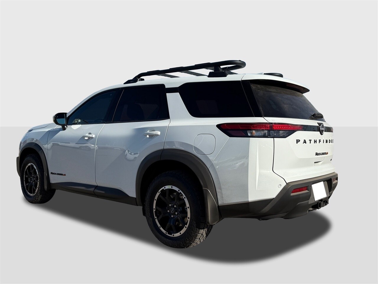 2025 Nissan Pathfinder Rock Creek photo 2