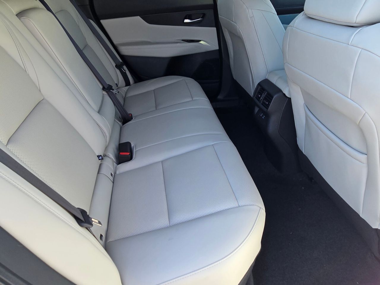 2026 Nissan Murano SL - Photo 14