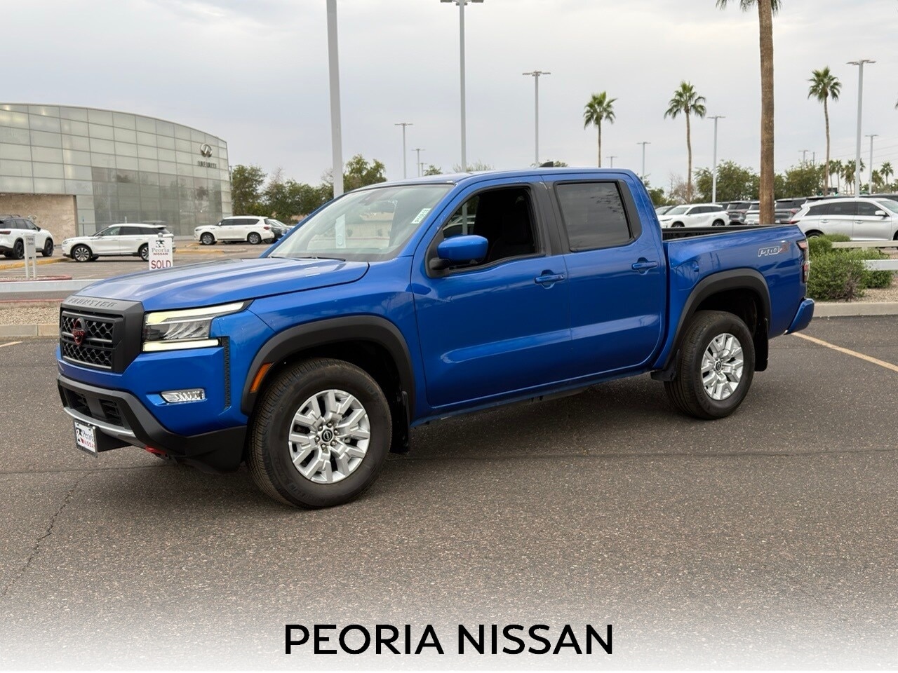 2024 Nissan Frontier PRO-X's photo
