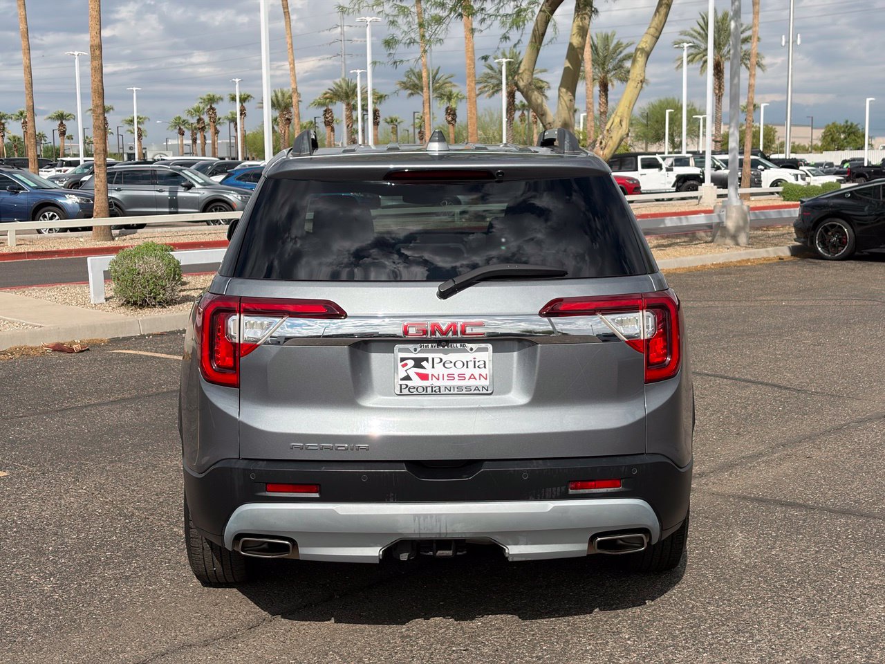 Used 2021 GMC Acadia SLE SUV