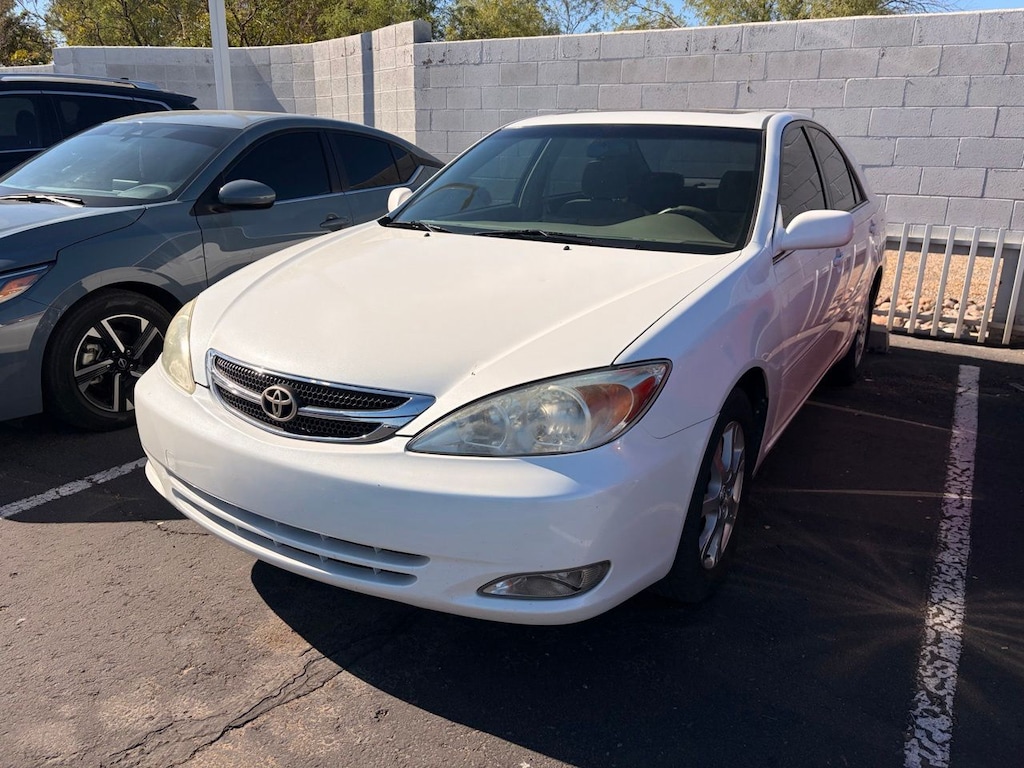 Used 2004 Toyota Camry LE Sedan