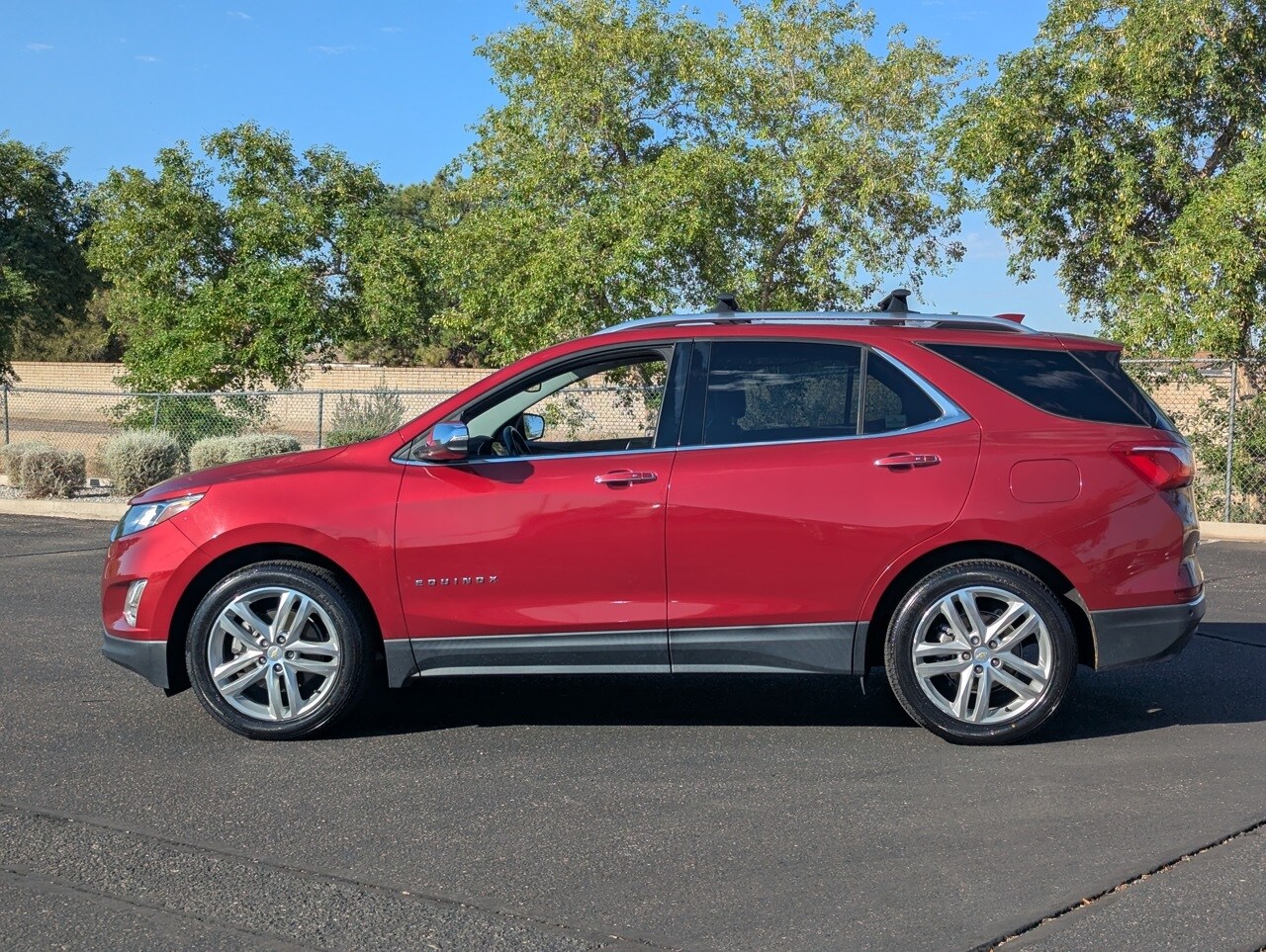 2018 Chevrolet Equinox Premier photo 3