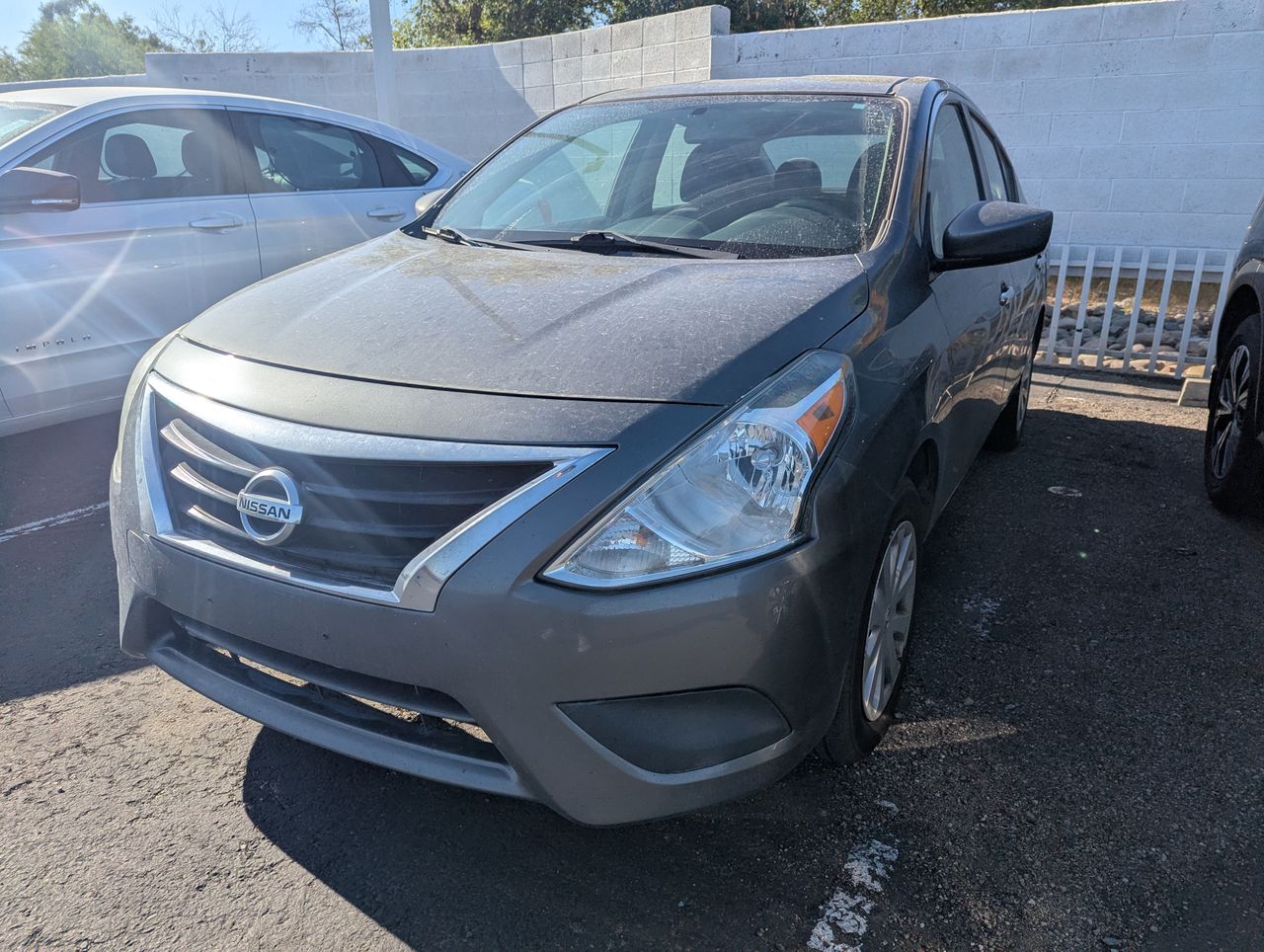 Used 2018 Nissan Versa Sedan SV with VIN 3N1CN7AP9JL879136 for sale in Peoria, AZ