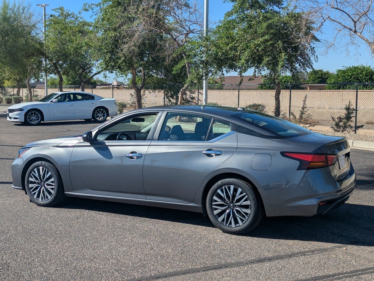 2024 Nissan Altima 2.5 SV photo 4