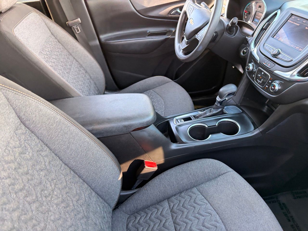 2023 Chevrolet Equinox LT - Photo 16