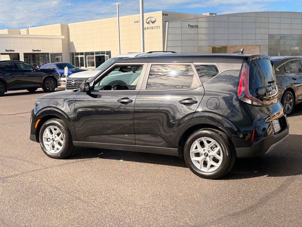 Used 2023 Kia Soul S Hatchback