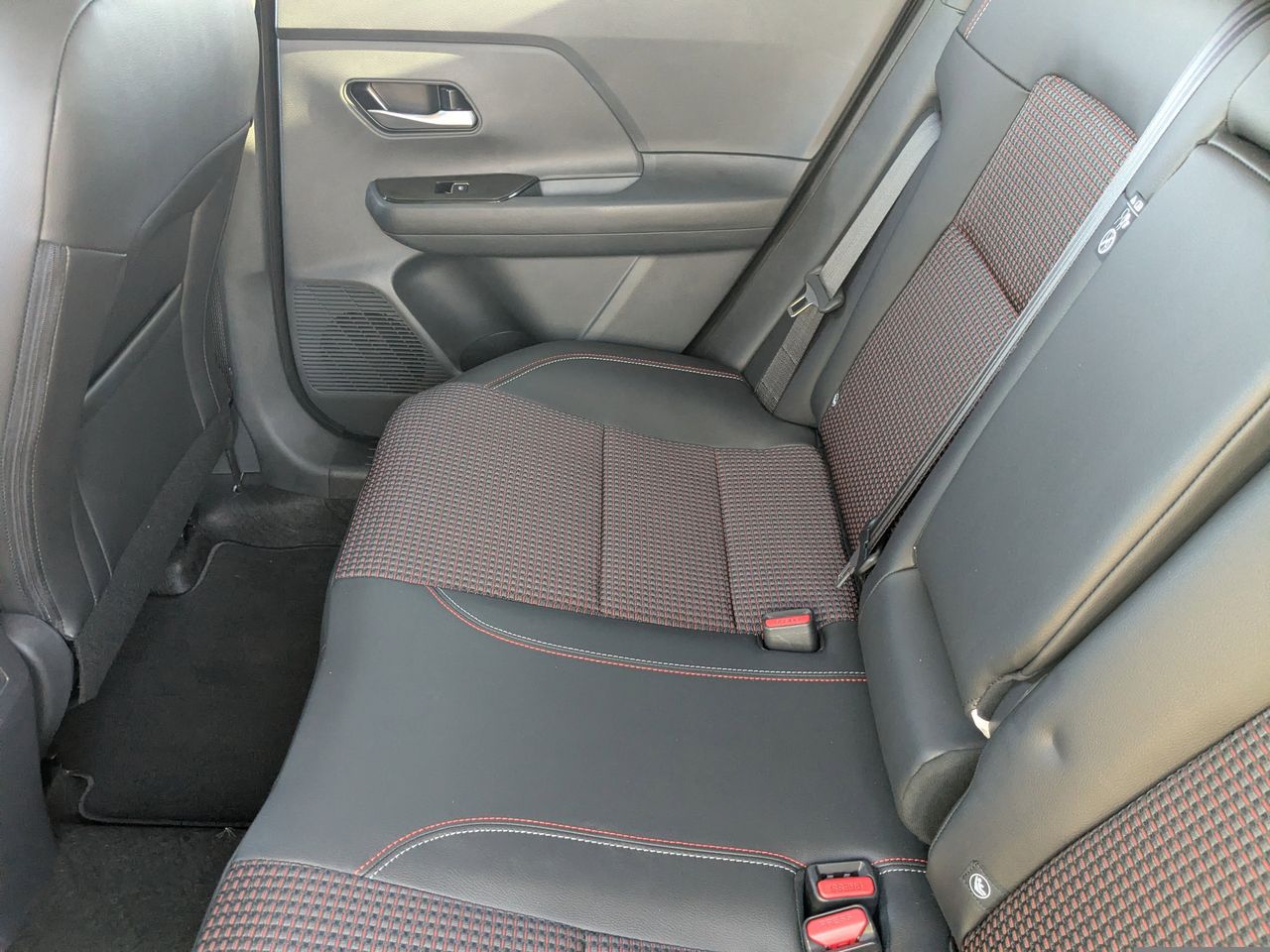 2026 Nissan KICKS SR AWD - Photo 29