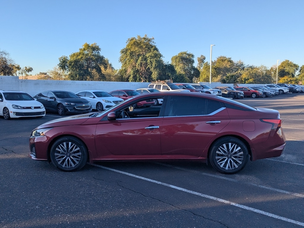 Certified 2023 Nissan Altima 2.5 SV Sedan