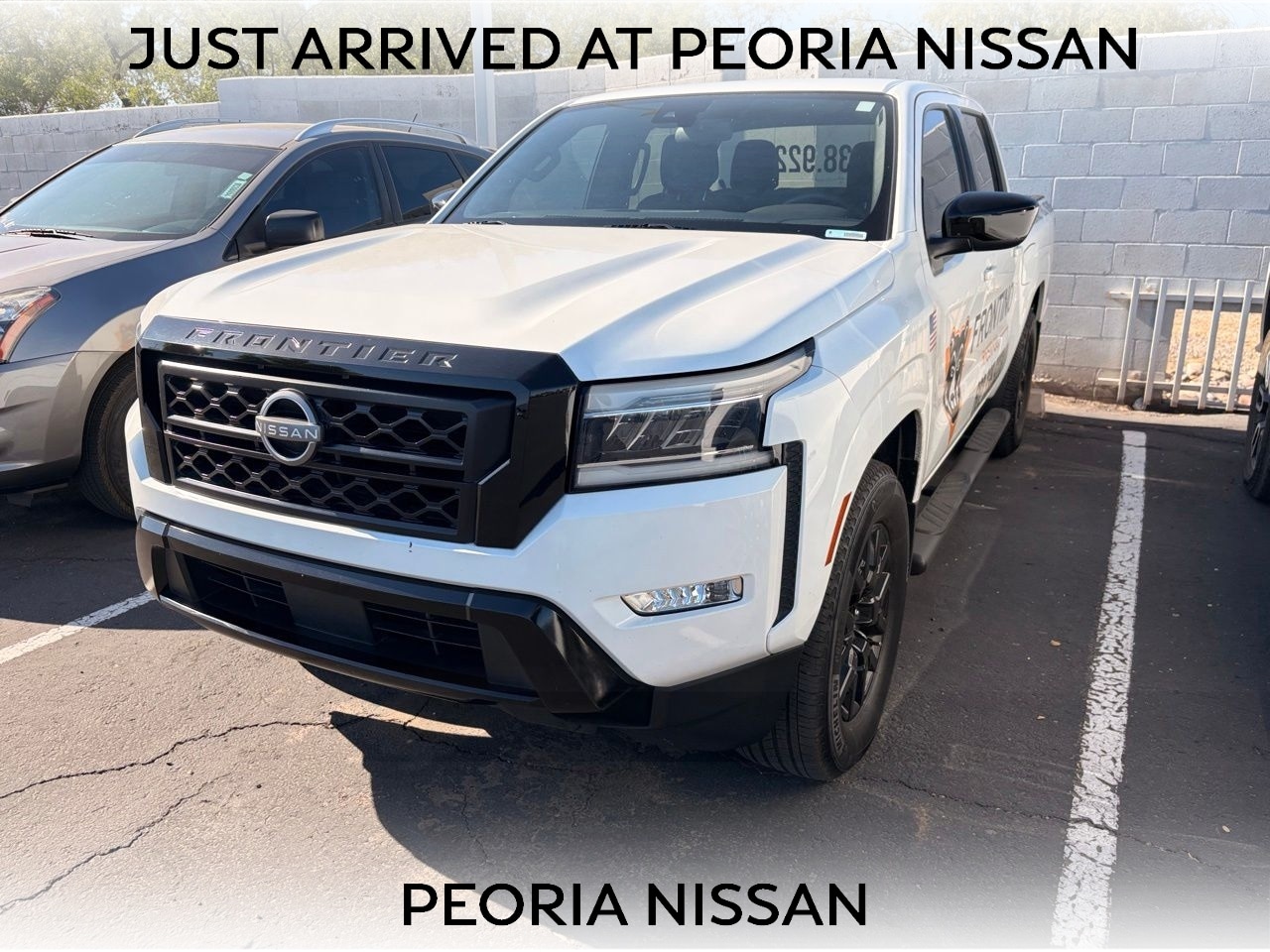 2023 Nissan Frontier Truck 