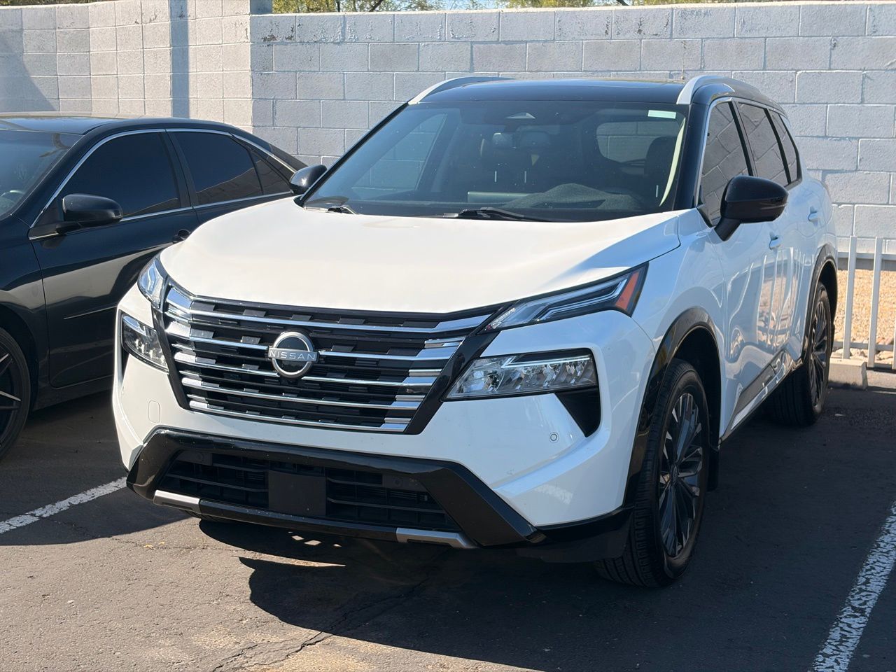 2024 Nissan Rogue Platinum FWD's photo