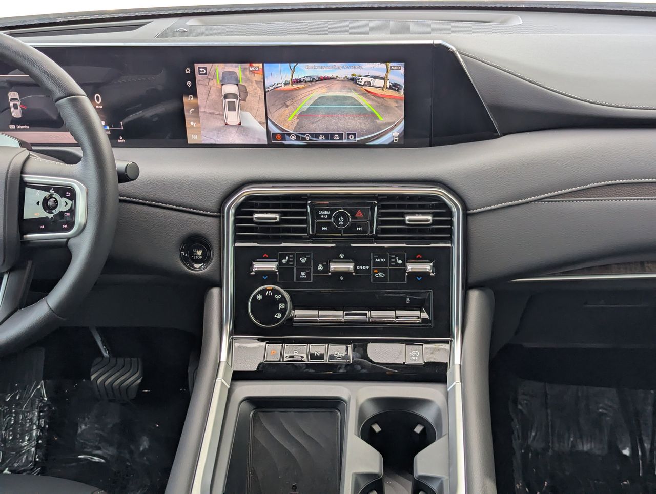 2025 Nissan Armada SL - Photo 23