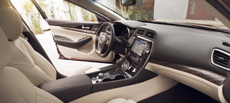 2019 Nissan Maxima Interior